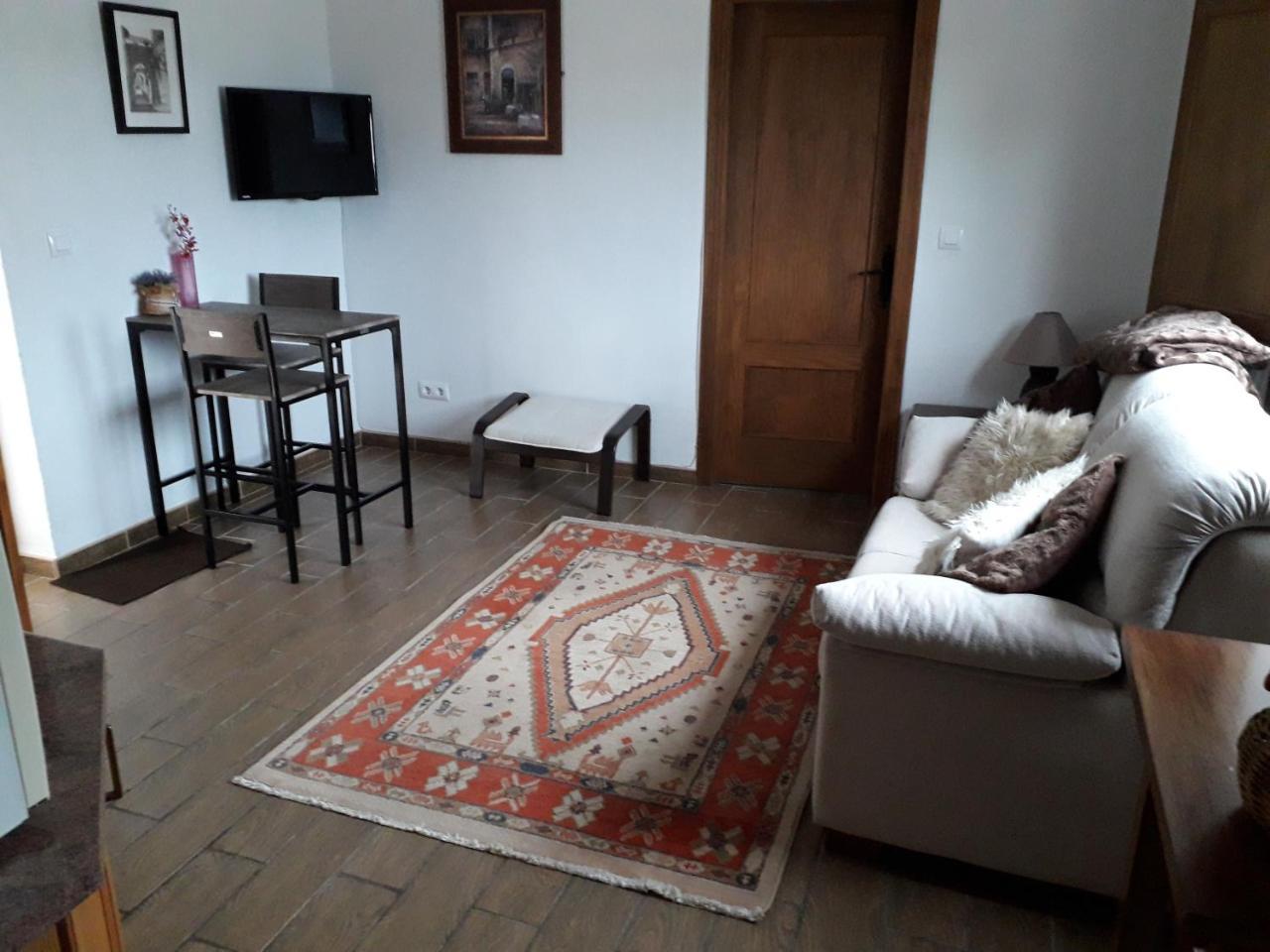 Kayenne Holiday Rentals Iznájar Eksteriør billede