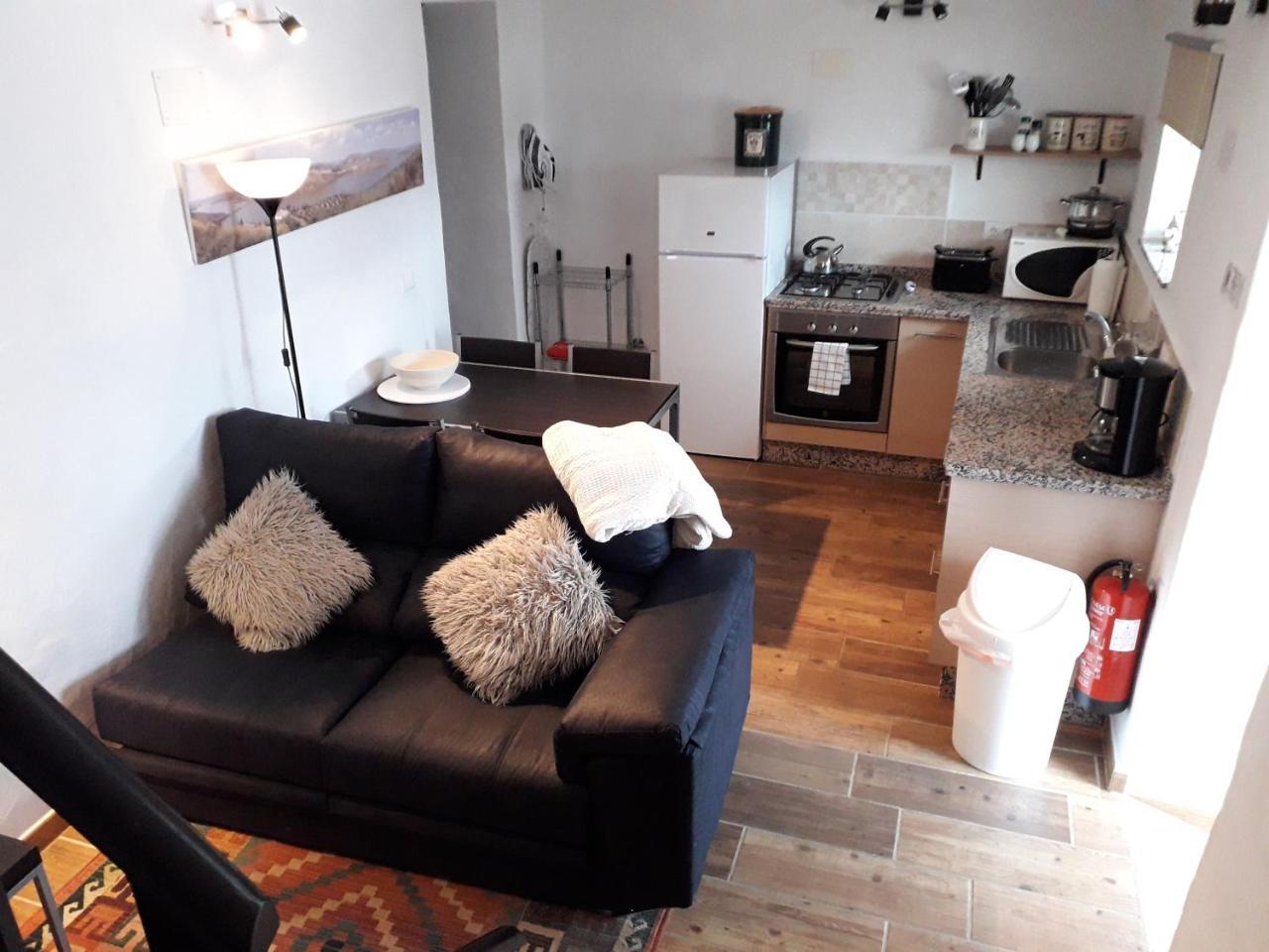 Kayenne Holiday Rentals Iznájar Eksteriør billede